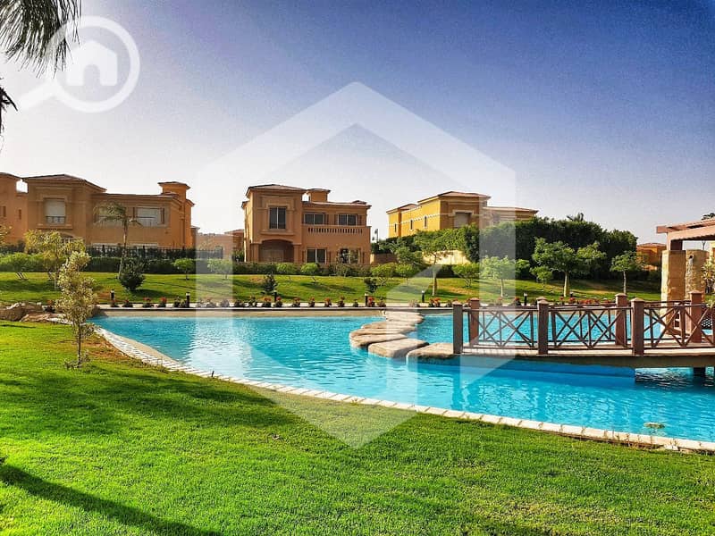 7 Royal Meadows 7. jpg