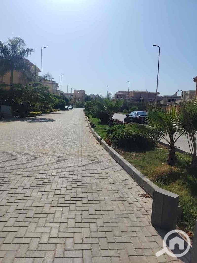 2 d85c9be3-f701-4d3f-91b5-46e21946358d. jpg