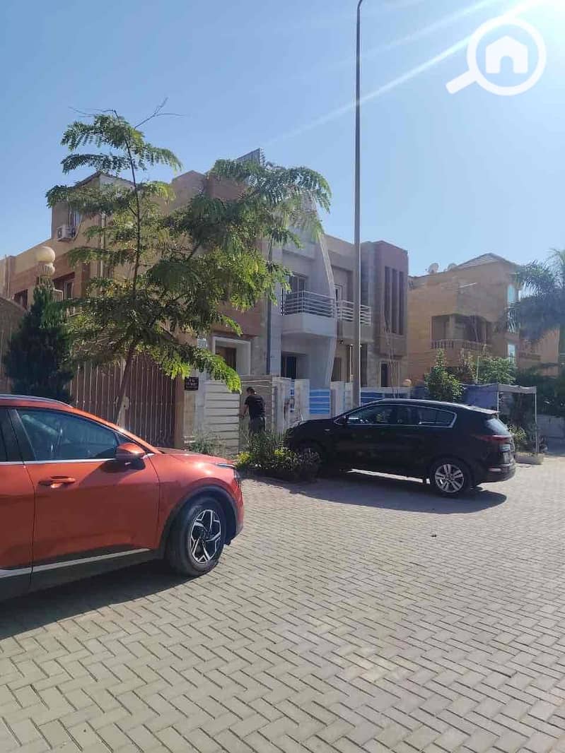 10 338cbc79-62bd-4dc5-860f-71ecd37fb20c. jpg