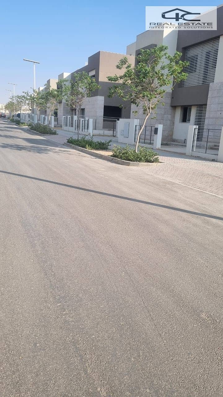 11 WhatsApp Image 2025-11-02 at 5.04. 24 PM (2). jpeg