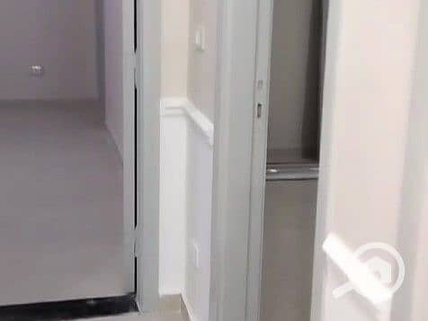 10 WhatsApp Video 2025-11-04 at 13.06. 57_da75c2b8 - frame at 2m7s. jpg