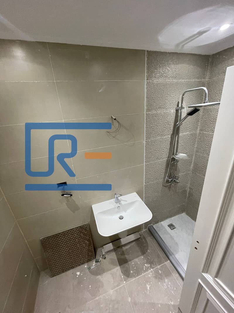 8 WhatsApp Image 2025-11-02 at 1.29. 41 PM (5). jpeg