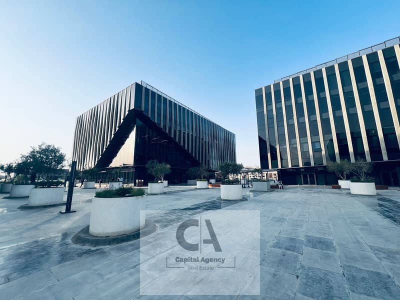 4 36fb6288-dc9f-4051-bfe7-506bbc0fe469. jpg