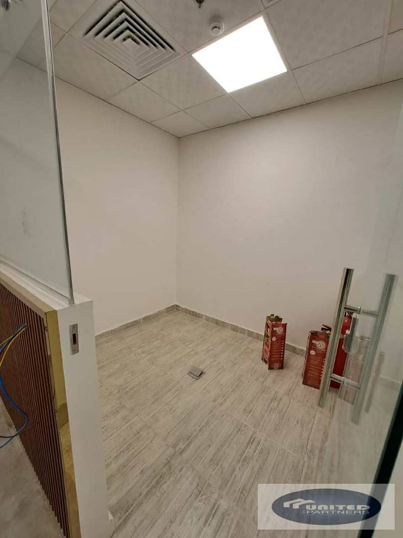 8 98b2027a-e78a-468f-81a4-fd2ef31db4c6. jpeg