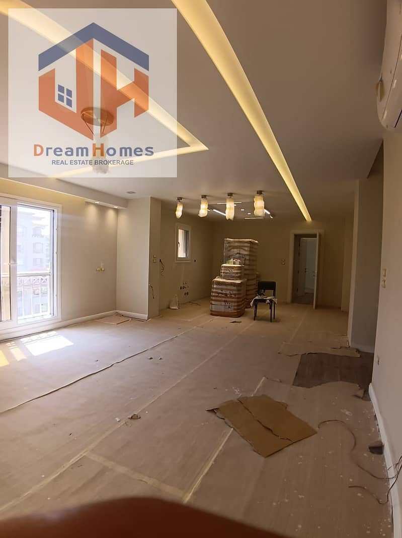 4 4cc8f0d4-f4e0-4293-9aee-8ef93952d4b8. jpg