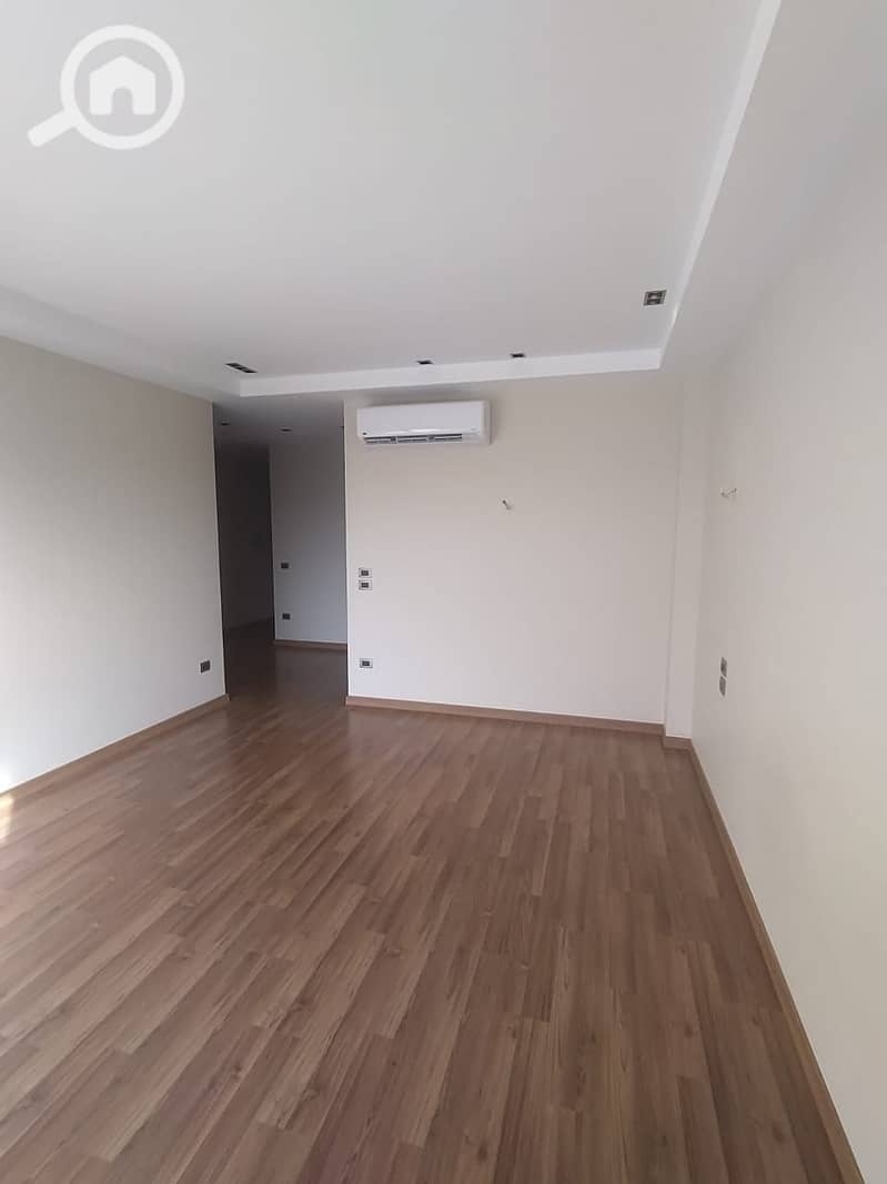 11 bd90ee6a-7ca0-4601-a35a-0ed5009070dd. jpg