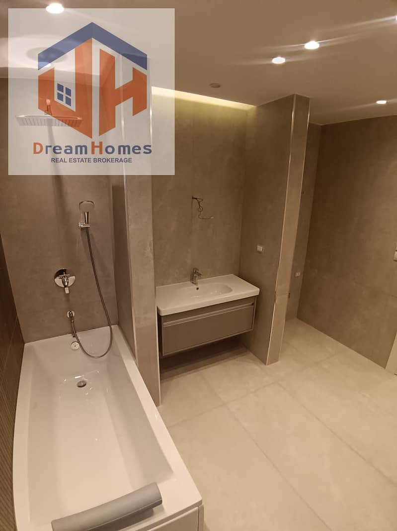 20 32795660-3bcc-43f5-bfff-fbe10da79d3d. jpg