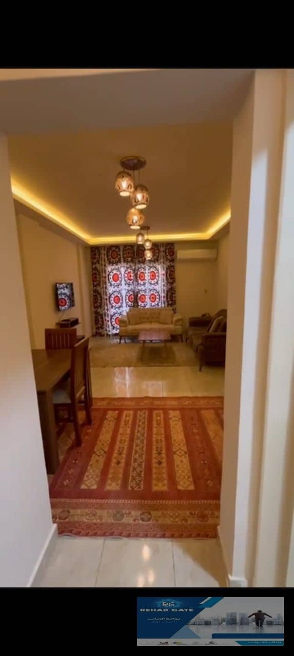 7 9852f615-2890-4c17-b2f3-8ceabb95388b. jpg