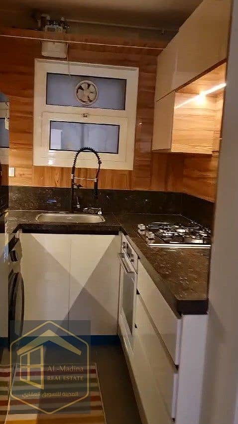 9 document_5787312803220036689. mp4_snapshot_00.40. 139. jpg