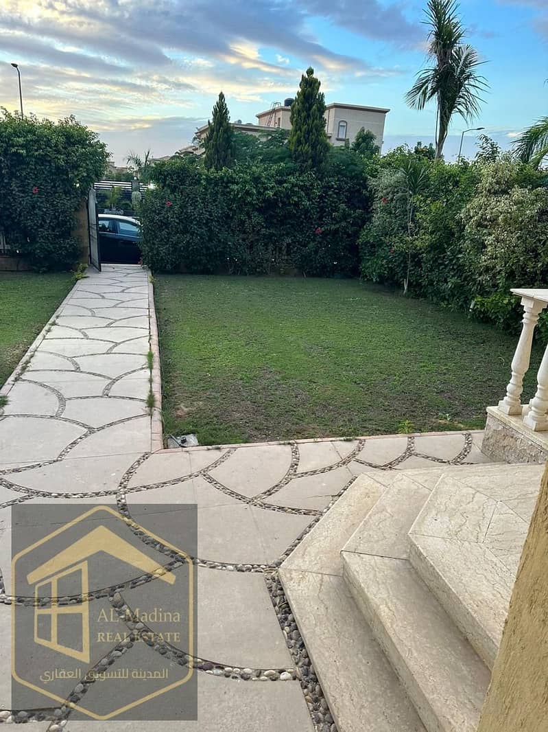 10 WhatsApp Image 2025-10-29 at 17.39. 48 (2). jpeg