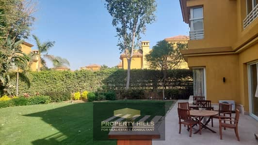 5 Bedroom Twin House for Sale in Sheikh Zayed, Giza - 3a1d028a-d892-4a26-a6ae-aaf90e3e86ee. jpg