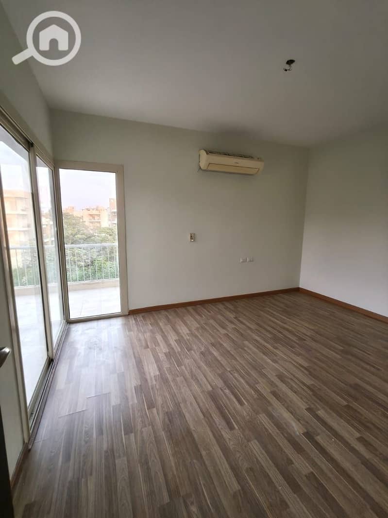 4 WhatsApp Image 2025-11-04 at 1.09. 50 PM (2). jpeg