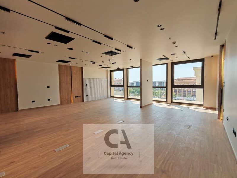 2 df70bb91-d41a-4388-9135-6116d1d344a5. jpg