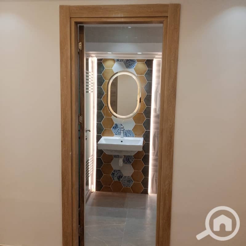 4 WhatsApp Image 2025-11-04 at 1.17. 23 PM. jpeg