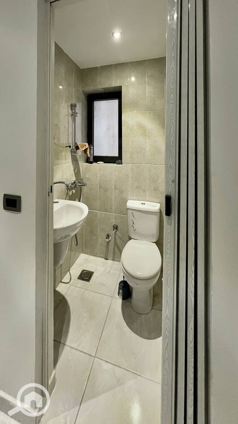 13 51803707-100f-42e5-bef5-3247153b6f28. jpeg