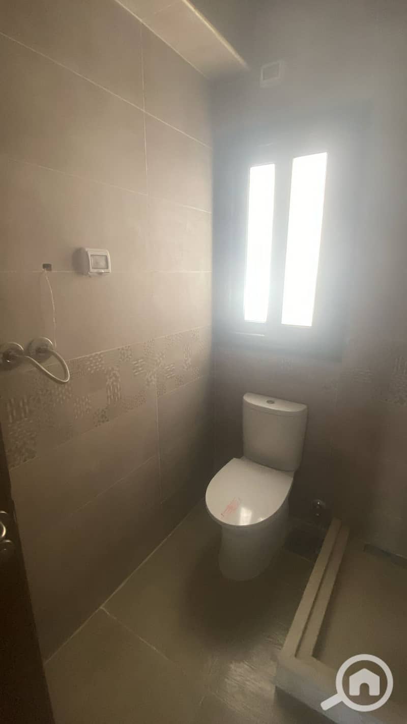 2 WhatsApp Image 2025-11-04 at 12.52. 52 PM (2). jpeg