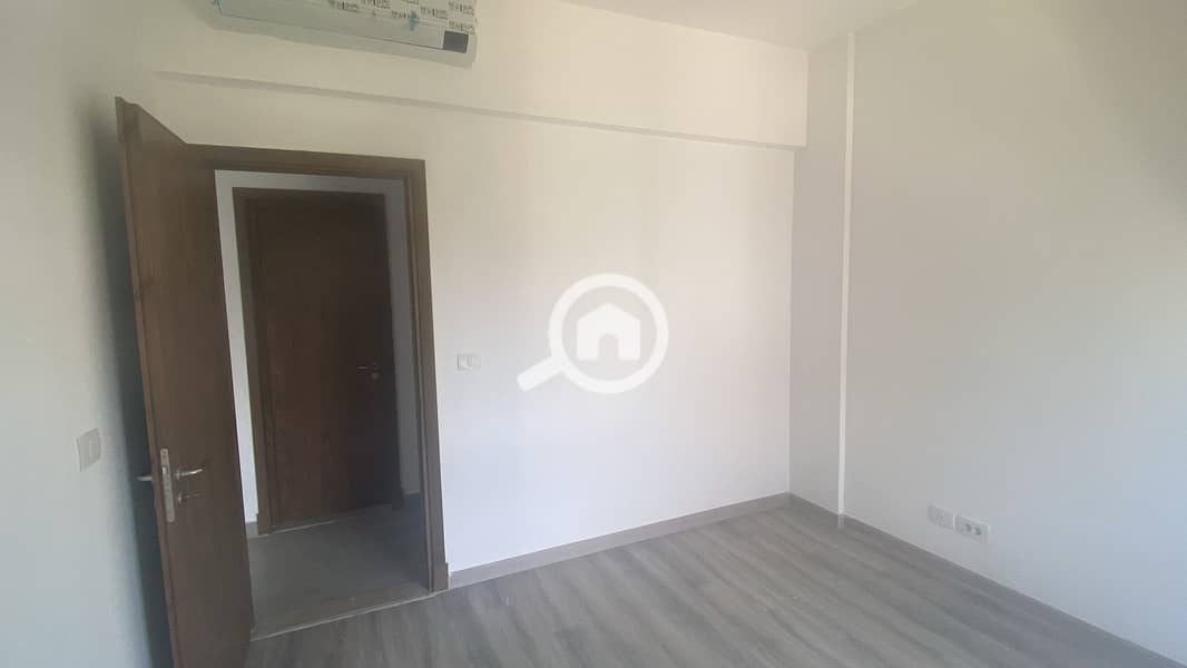 7 WhatsApp Image 2025-11-04 at 12.52. 51 PM. jpeg