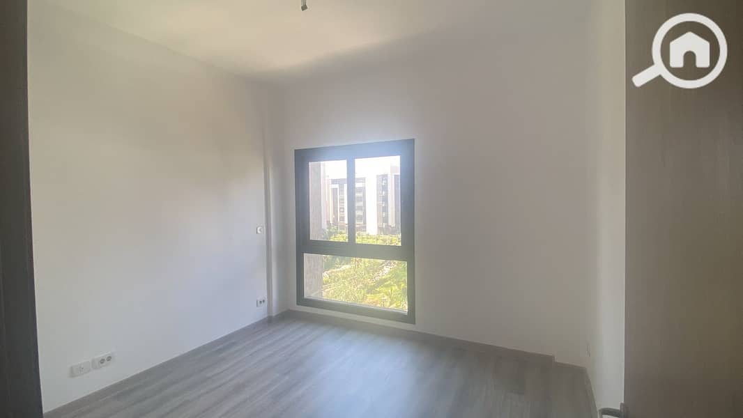 8 WhatsApp Image 2025-11-04 at 12.52. 50 PM (2). jpeg