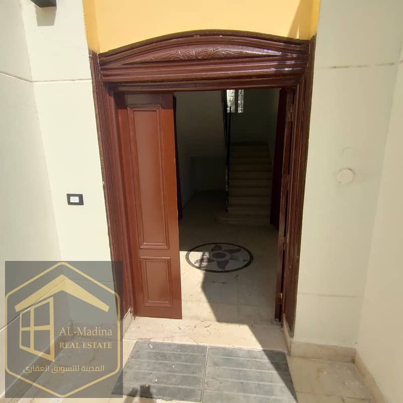 14 WhatsApp Image 2025-10-30 at 14.52. 46 (2). jpeg