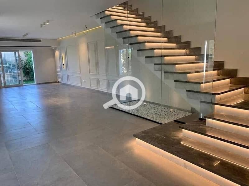 3 WhatsApp Image 2025-11-04 at 13.30. 35 (2). jpeg