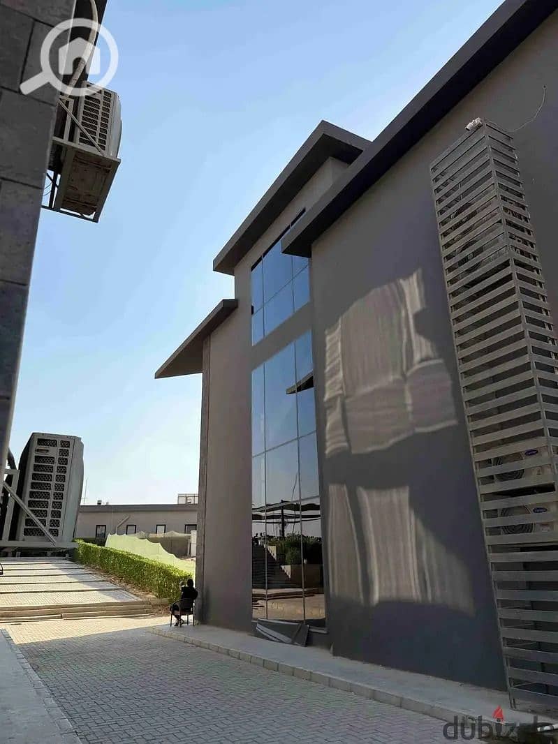 8 WhatsApp Image 2025-11-04 at 13.30. 33 (2). jpeg