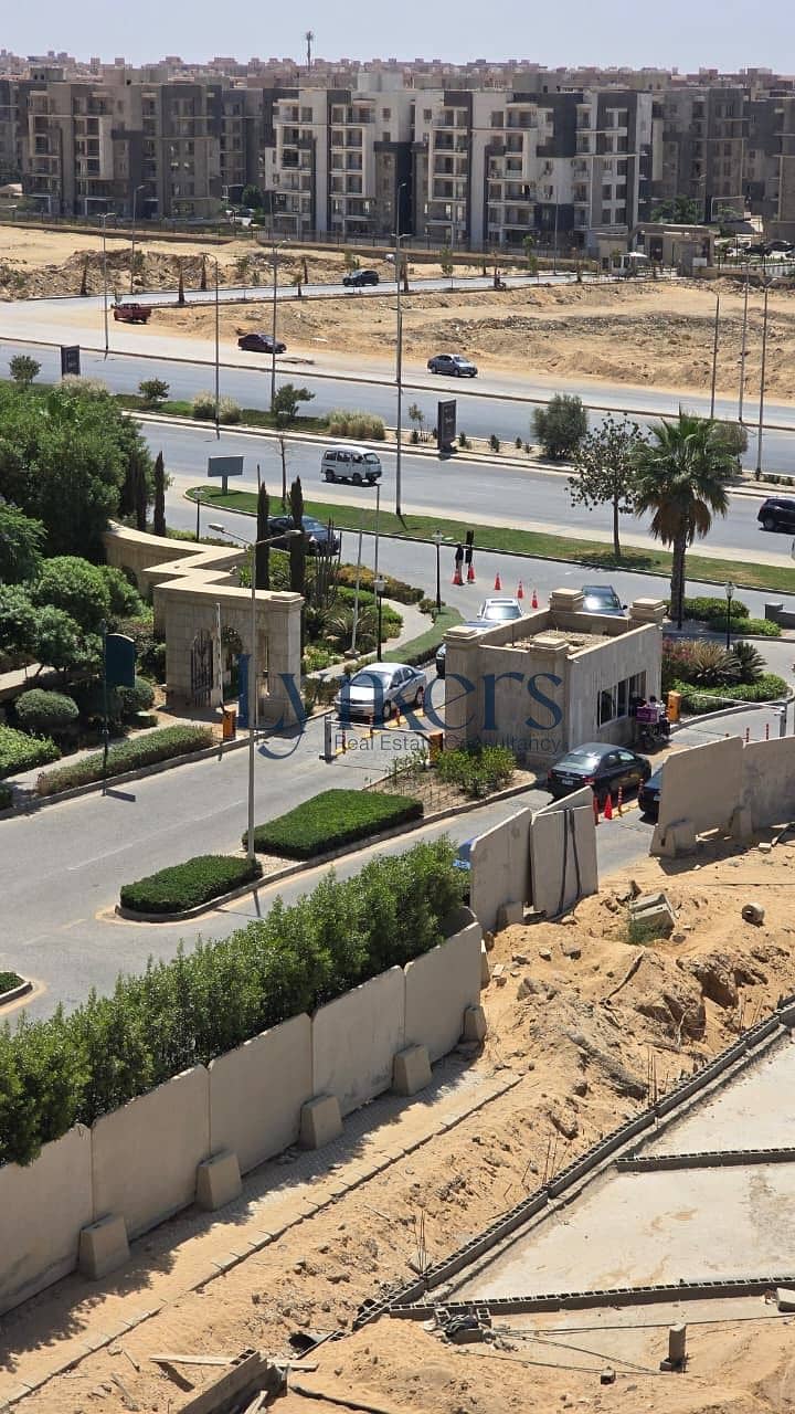 2 2a2152a9-3e56-49f8-a3d9-75d802f50876. jpeg