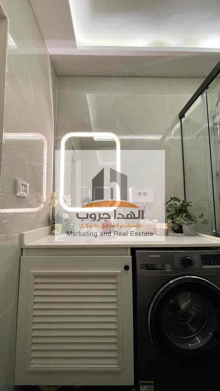 8 1d2b96c8-66c7-4beb-a970-29307ae2364b. jpg