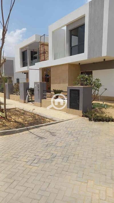 4 Bedroom Townhouse for Sale in Sheikh Zayed, Giza - IMG_5440. jpg 4 Bedroom Townhouse for Sale in Sheikh Zayed, Giza - IMG_5440. jpg