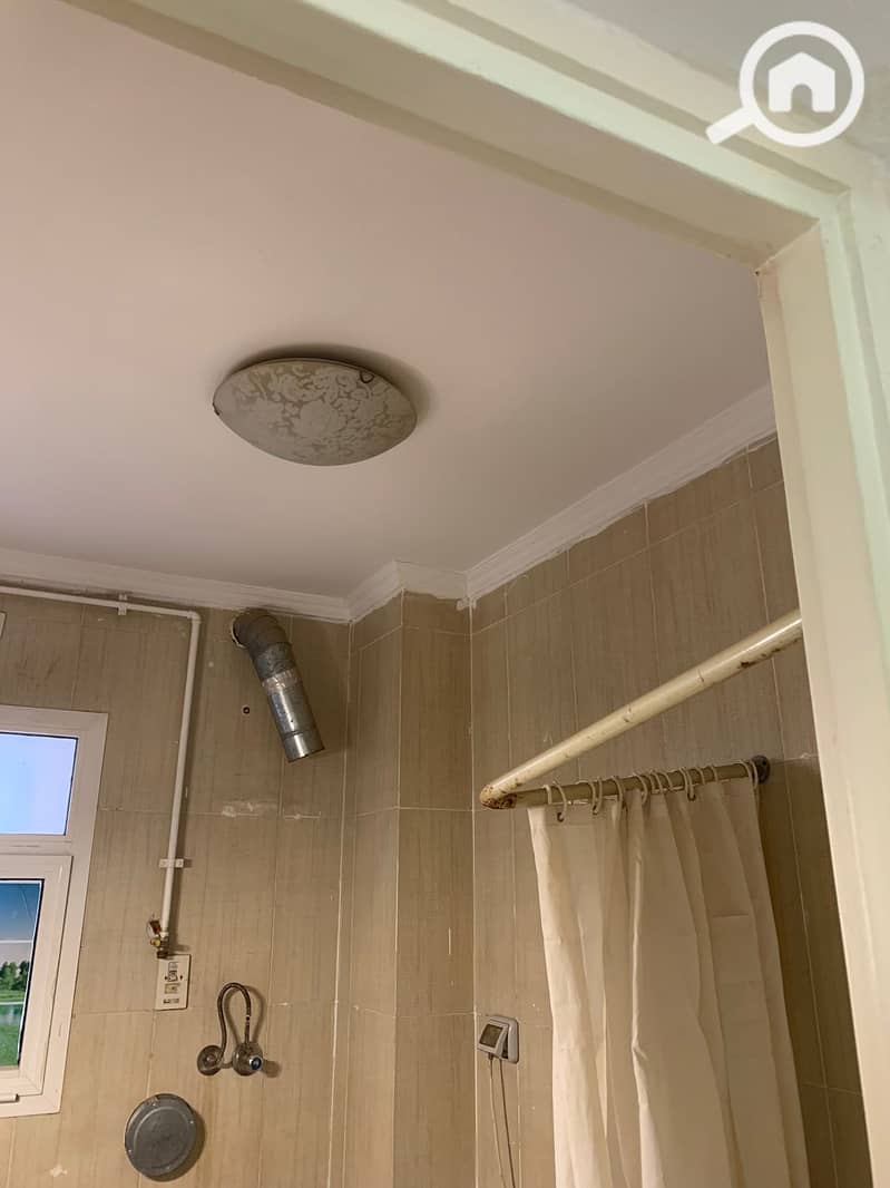 10 76cec489-3b39-4207-b122-724337b25cda. jpeg