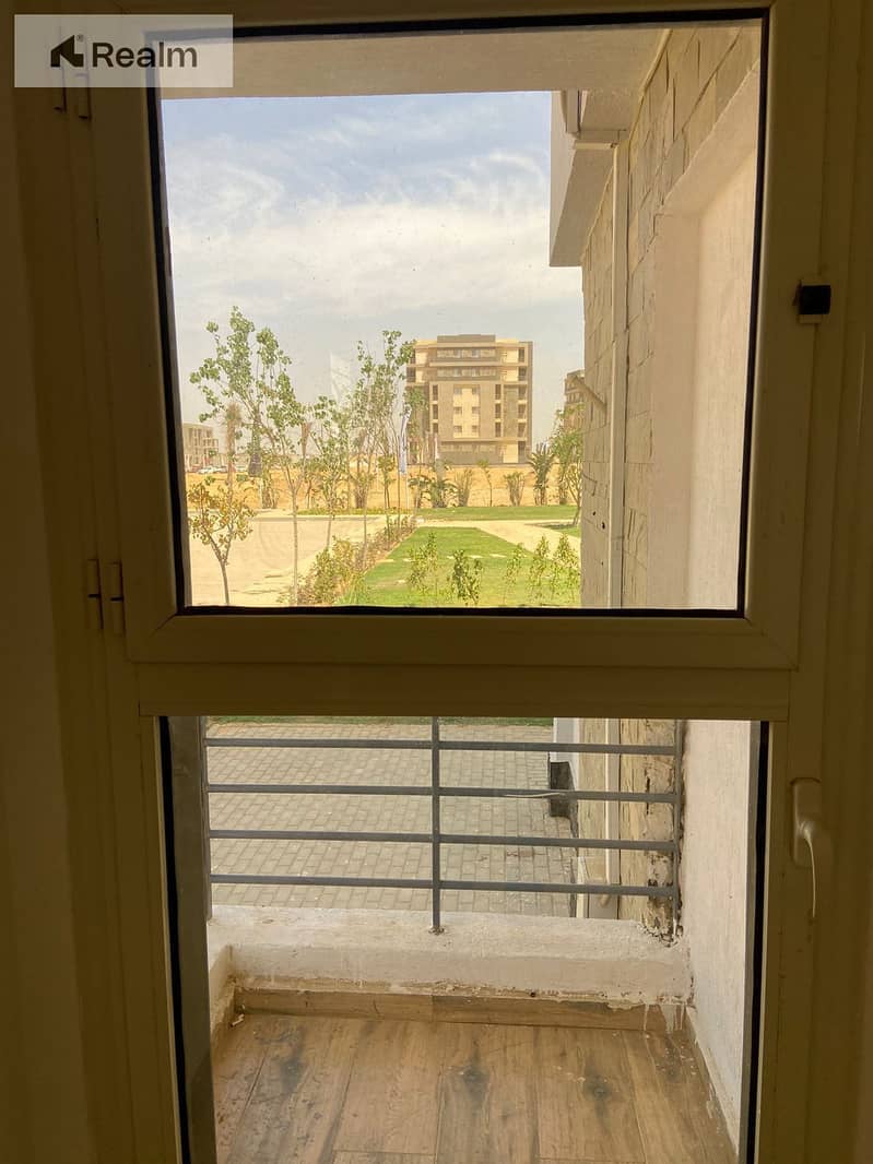 4 WhatsApp Image 2025-09-07 at 10.06. 40_013baee9. jpg