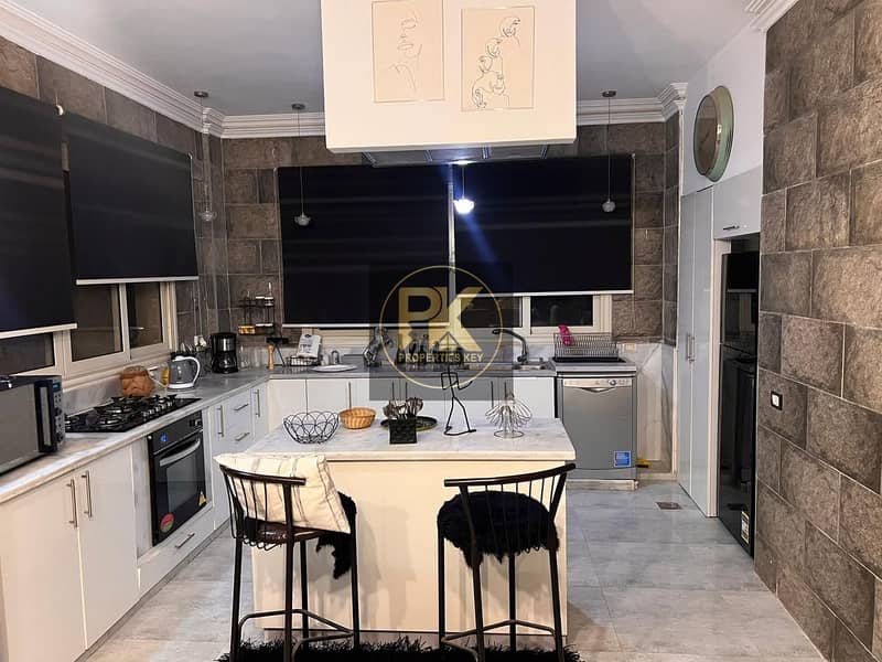 4 WhatsApp Image 2025-11-04 at 14.00. 48 (1). jpeg