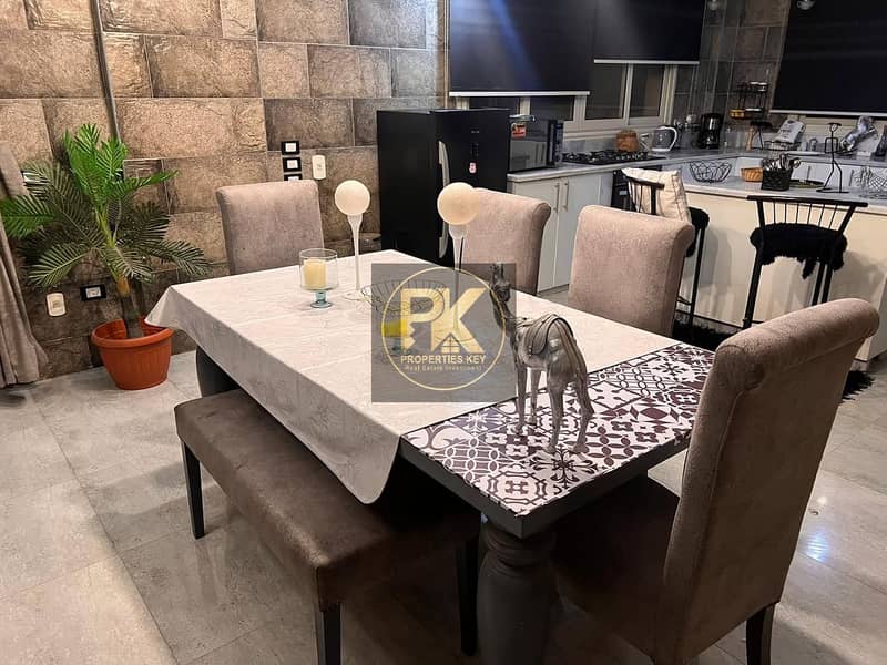 5 WhatsApp Image 2025-11-04 at 14.00. 48 (2). jpeg