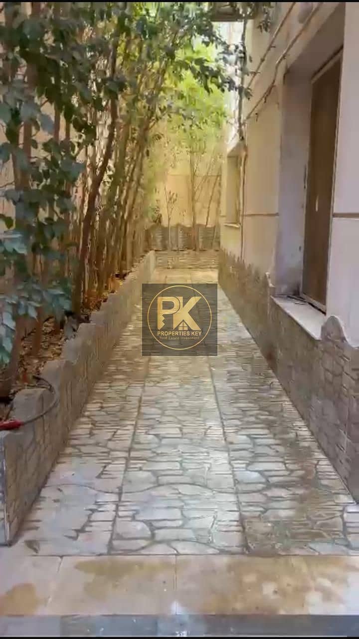 8 WhatsApp Image 2025-11-04 at 14.00. 47. jpeg