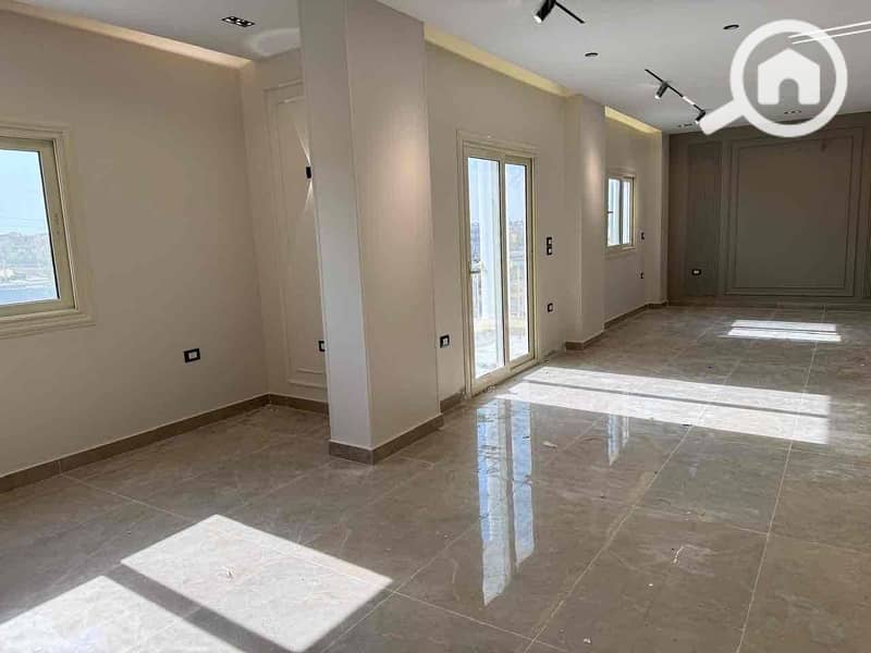 3 3be034a7-120c-4413-ba02-c31d7a245593. jpg