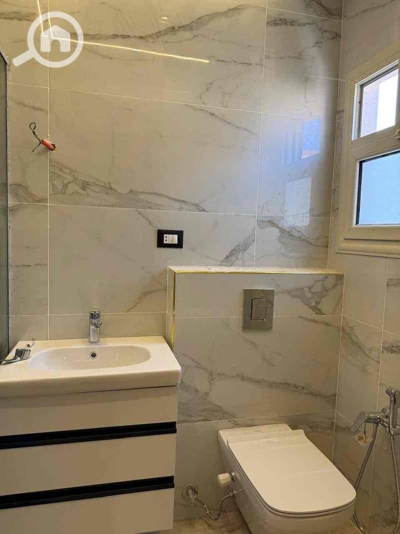 14 564d9aa6-8837-45ab-9974-63d070692517. jpg