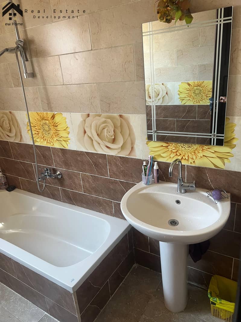 15 WhatsApp Image 2025-10-06 at 12.34. 30_6fa9691a. jpg