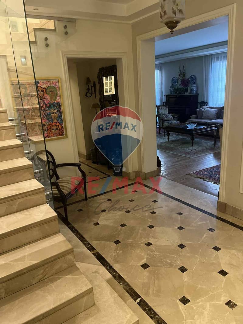 4 8d2b7ea3-81f2-4019-a552-4e6e8abe5bdc. jpg