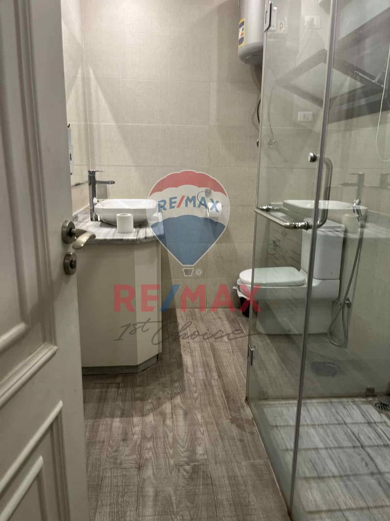 5 2a0b8a14-8fba-438c-88d7-90b7b832990e. jpg