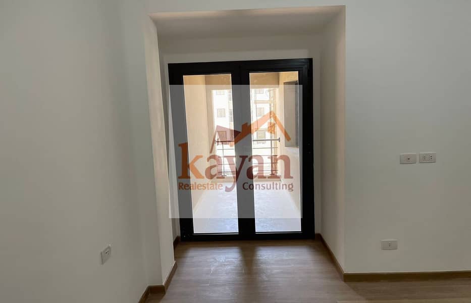 24 WhatsApp Image 2025-11-04 at 10.56. 45 (2). jpeg