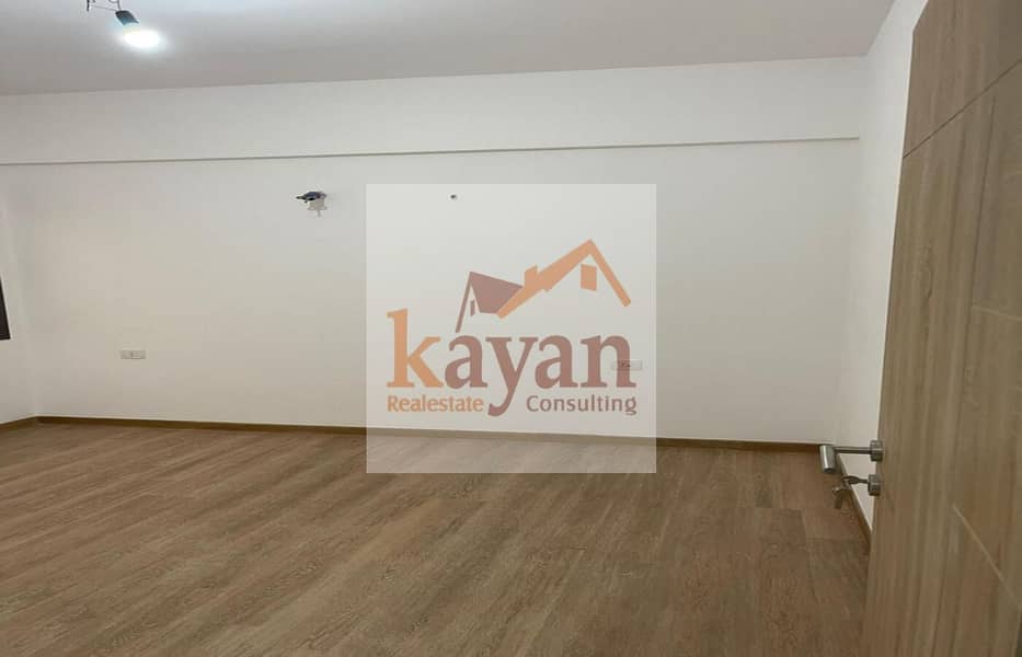 28 WhatsApp Image 2025-11-04 at 10.56. 46 (3). jpeg