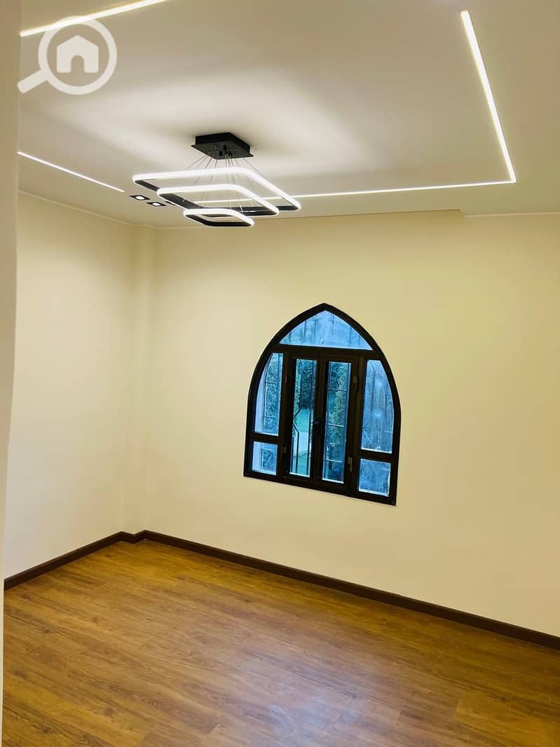 5 1756d35e-294b-44b5-8f61-6463bab79be7. jpeg