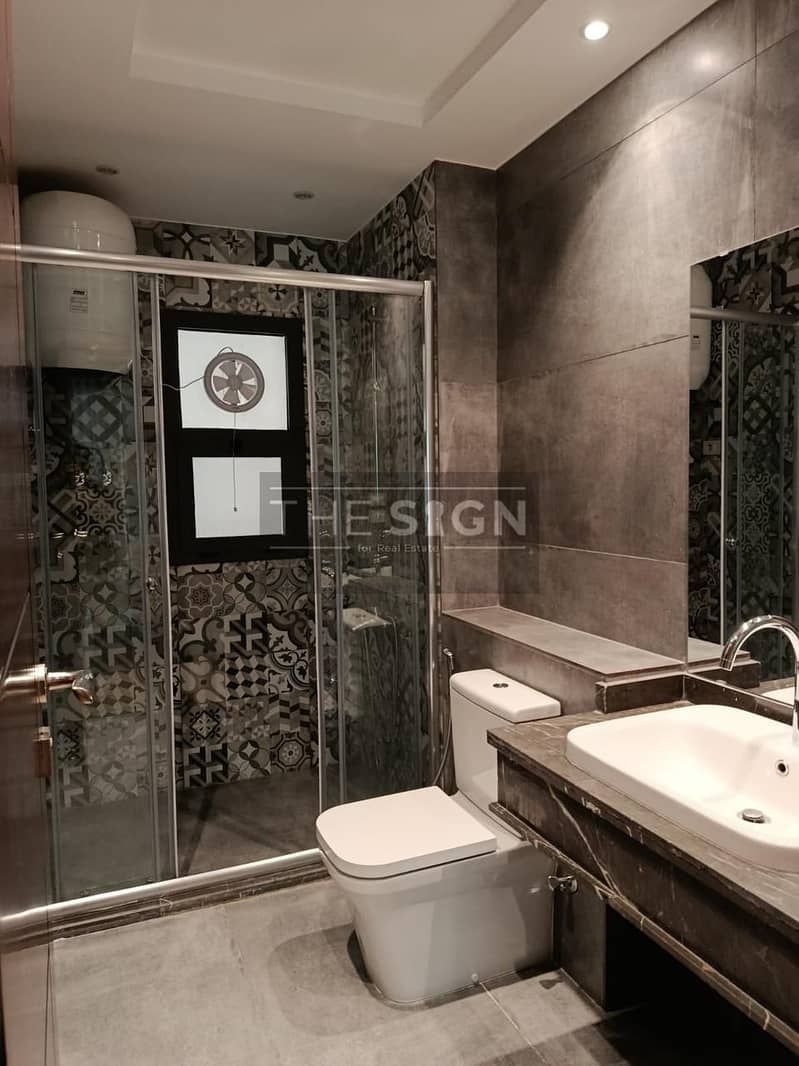 8 WhatsApp Image 2025-11-03 at 16.38. 04 (2). jpeg