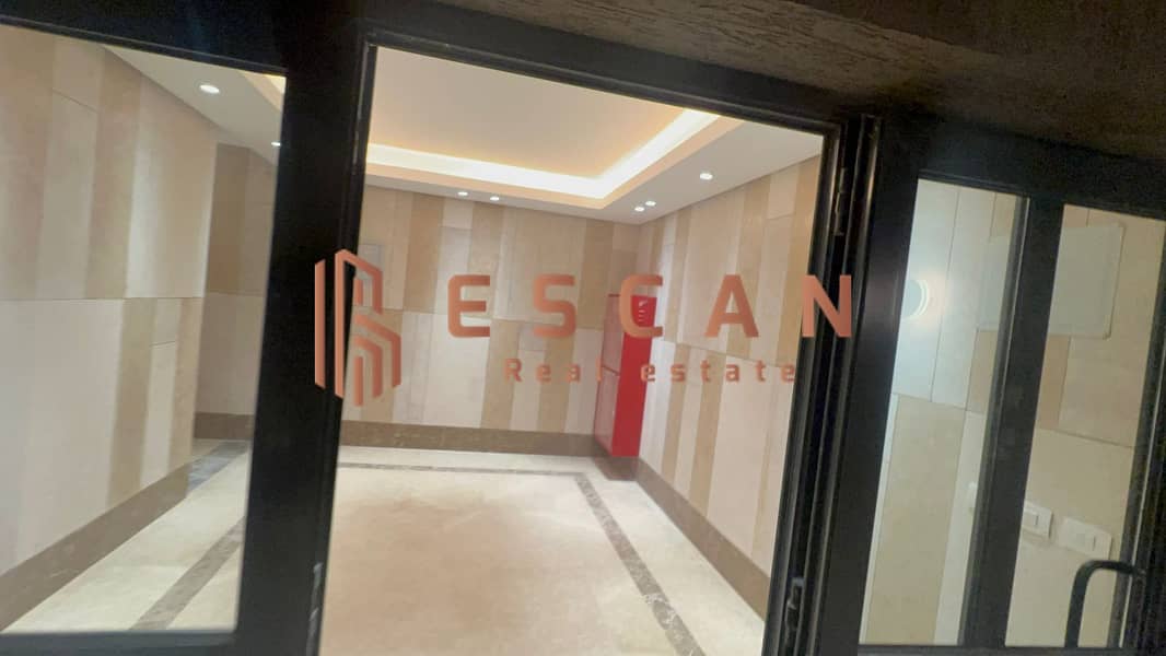 13 U901172 (10). jpg