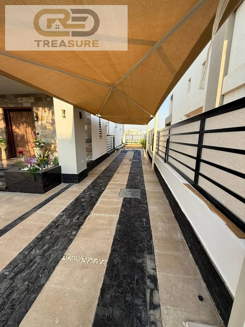 8 WhatsApp Image 2025-11-04 at 2.09. 05 PM. jpeg