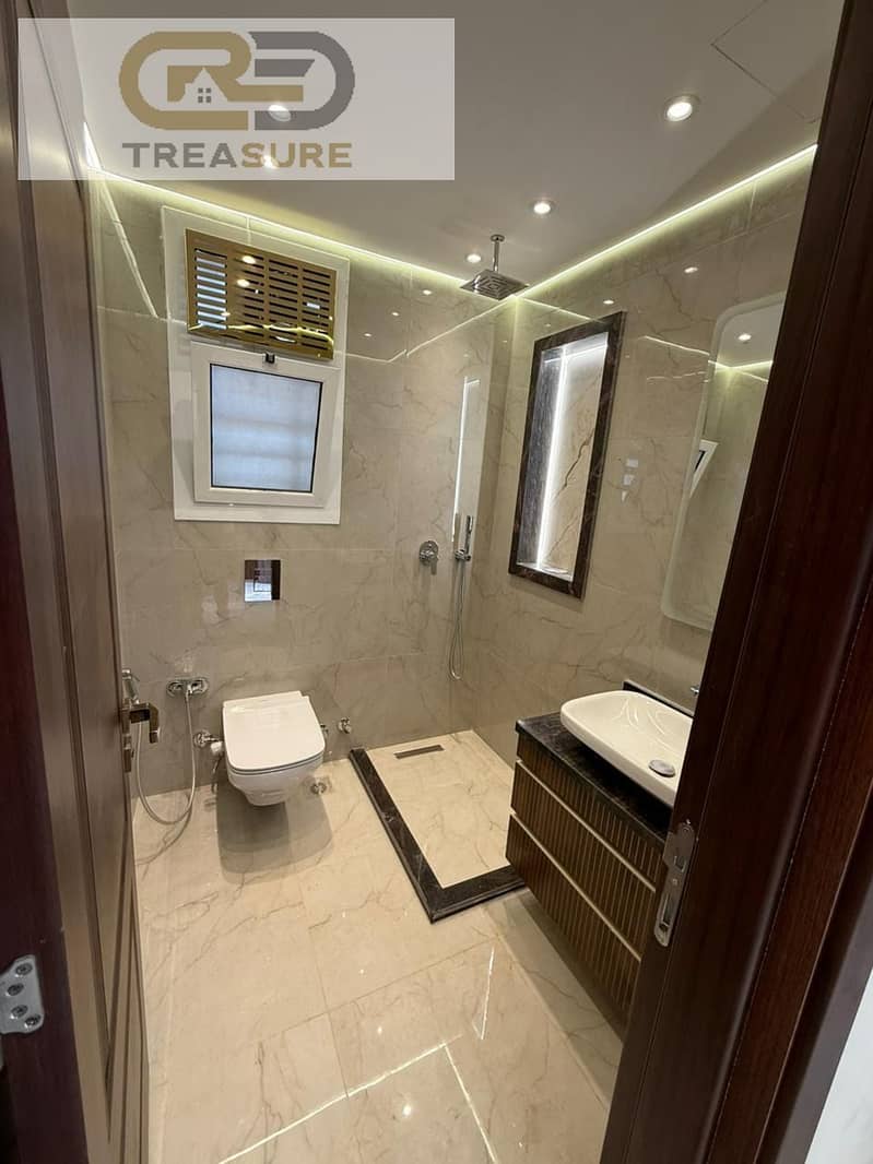 14 WhatsApp Image 2025-11-04 at 2.09. 07 PM (1). jpeg