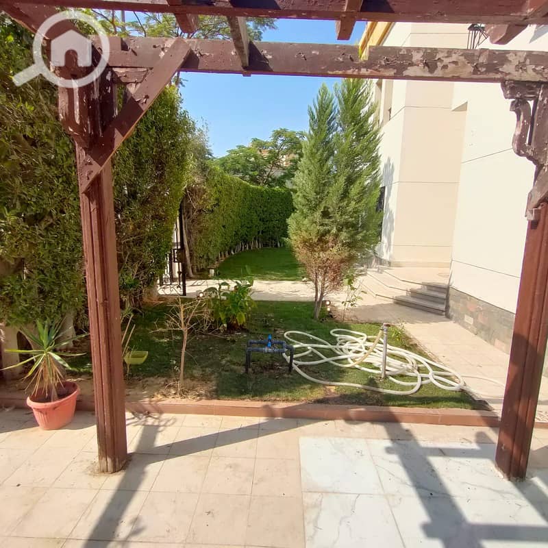 8 8423f195-448c-46a9-b677-86286452e2b6. jpeg