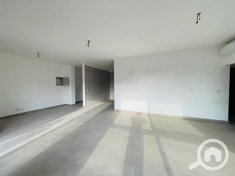 3 WhatsApp Image 2025-11-03 at 11.49. 57 PM. jpeg