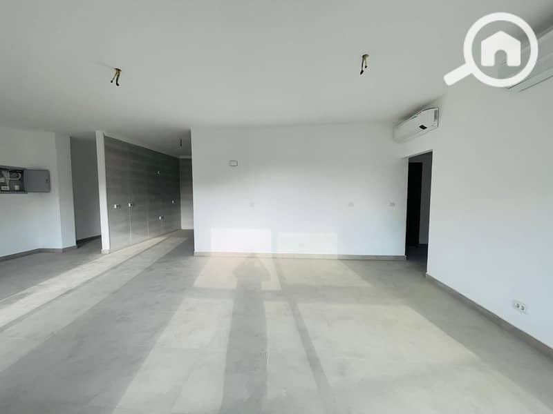 4 WhatsApp Image 2025-11-03 at 11.49. 53 PM. jpeg