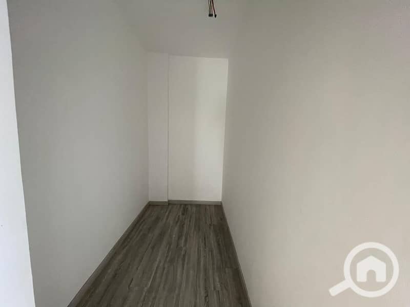 8 WhatsApp Image 2025-11-03 at 11.49. 55 PM (4). jpeg