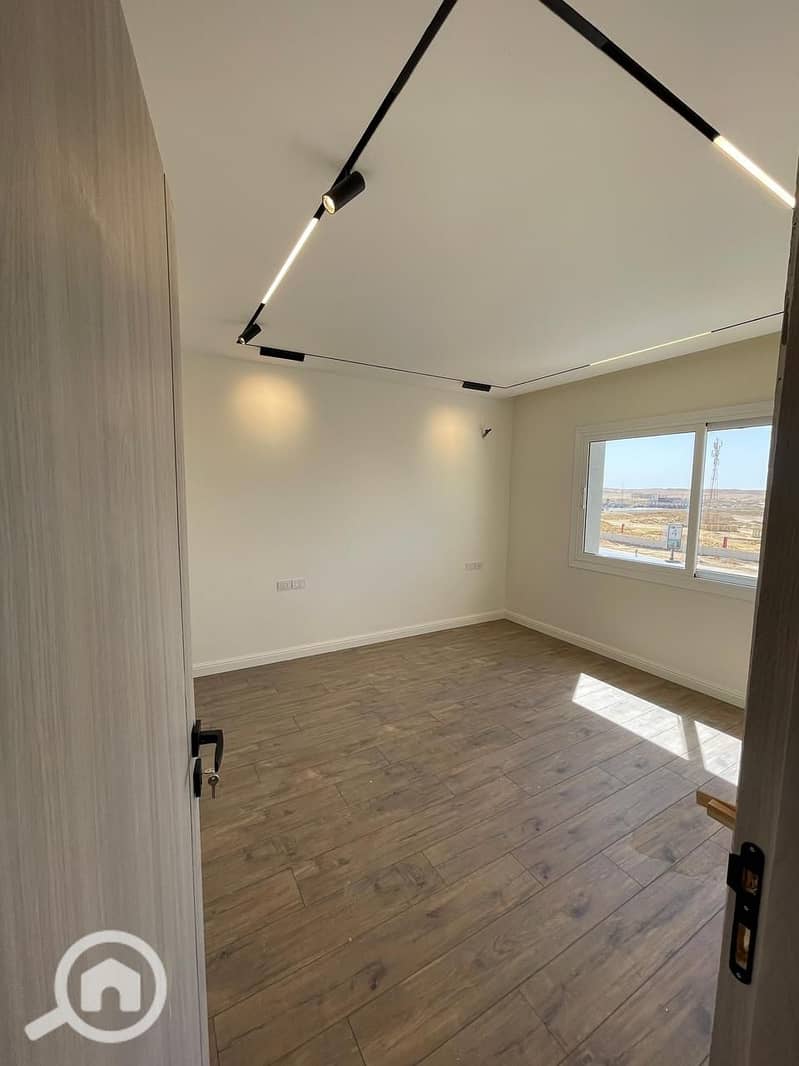 4 WhatsApp Image 2025-11-04 at 2.28. 05 PM (5). jpeg